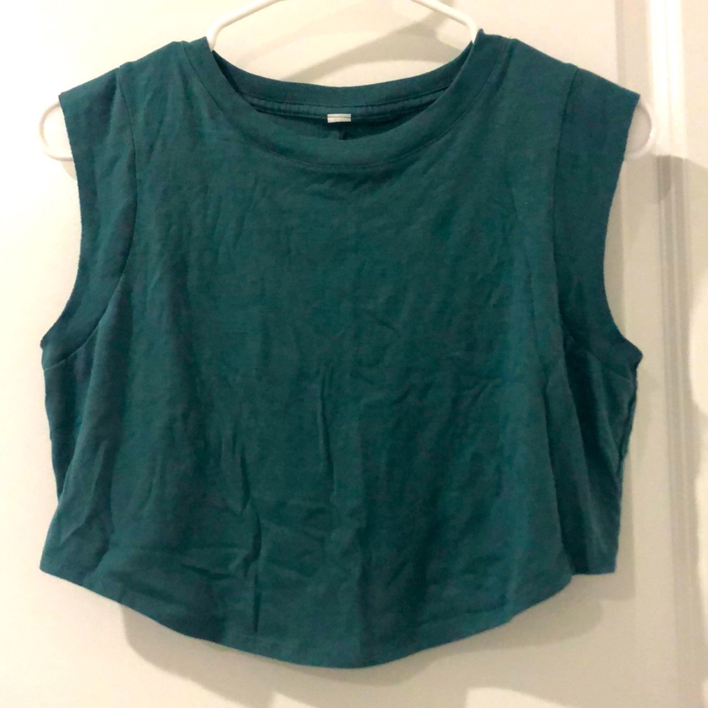 Alo Cropped Workout Tank